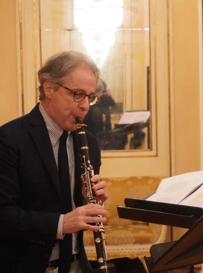 Andrea Massimo Grassi suona il clarinetto al Teatro alla Scala